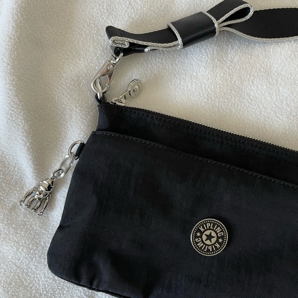 Kipling bag with a removable straps in black - Picture 9 of 11